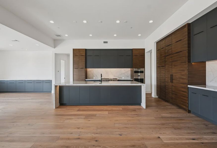 Kitchen - 14 of 29