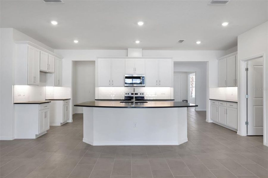 Furnished interior view inside a new home in Angeline, Land O' Lakes (Image 3).