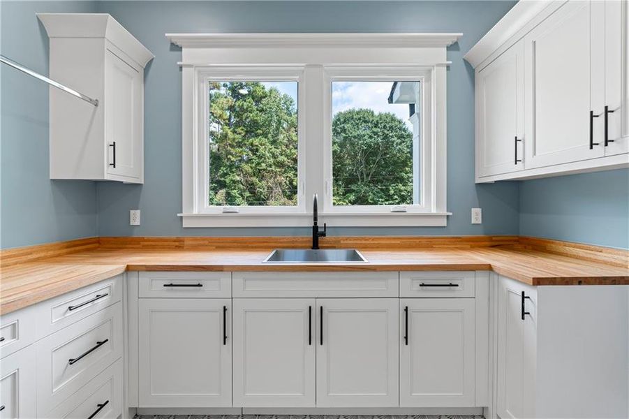 Close-up of interior finishes inside a home in , Lilburn (Image 59).