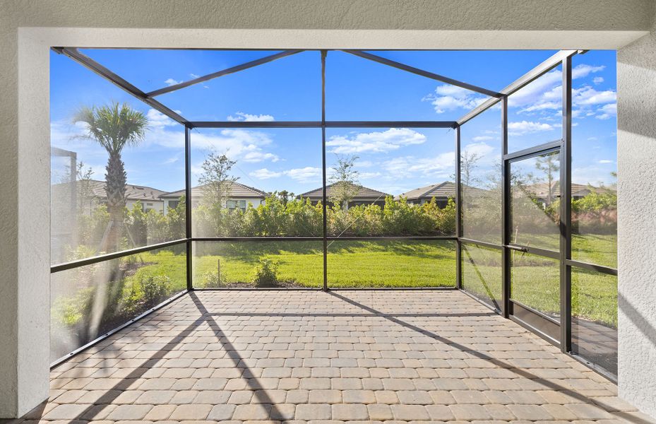 Exterior details and patio area of a home in Terreno, Naples (Image 3).