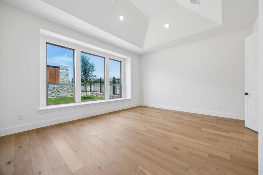 Spacious, unfurnished interior of a new home in The Parks at Wilson Creek, Celina (Image 36). Spacious, unfurnished interior of a new home in The Parks at Wilson Creek, Celina (Image 36).