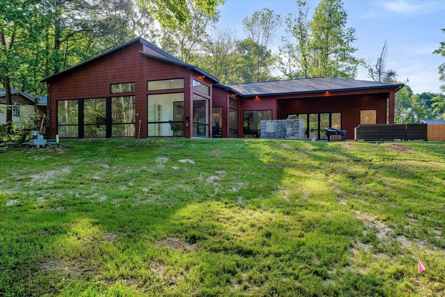Front exterior of a new home in , Conroe, TX, highlighting curb appeal (Image 2). Front exterior of a new home in , Conroe, TX, highlighting curb appeal (Image 2).