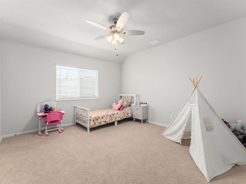 Image 38 of a home in Emerald Vista. Image 38 of a home in Emerald Vista.