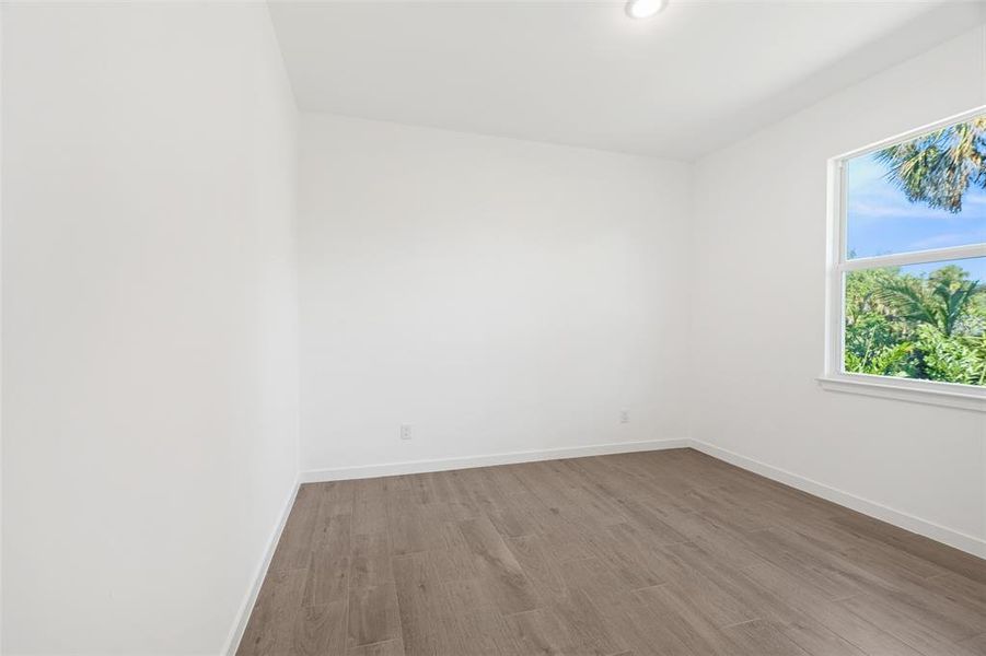 Spacious, unfurnished interior of a new home in , Port Charlotte (Image 19). Spacious, unfurnished interior of a new home in , Port Charlotte (Image 19).