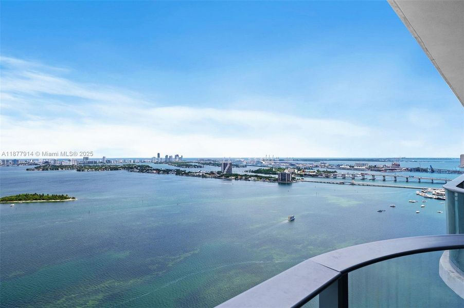 Exterior details and patio area of a home in Aria Reserve, Miami (Image 3). Exterior details and patio area of a home in Aria Reserve, Miami (Image 3).