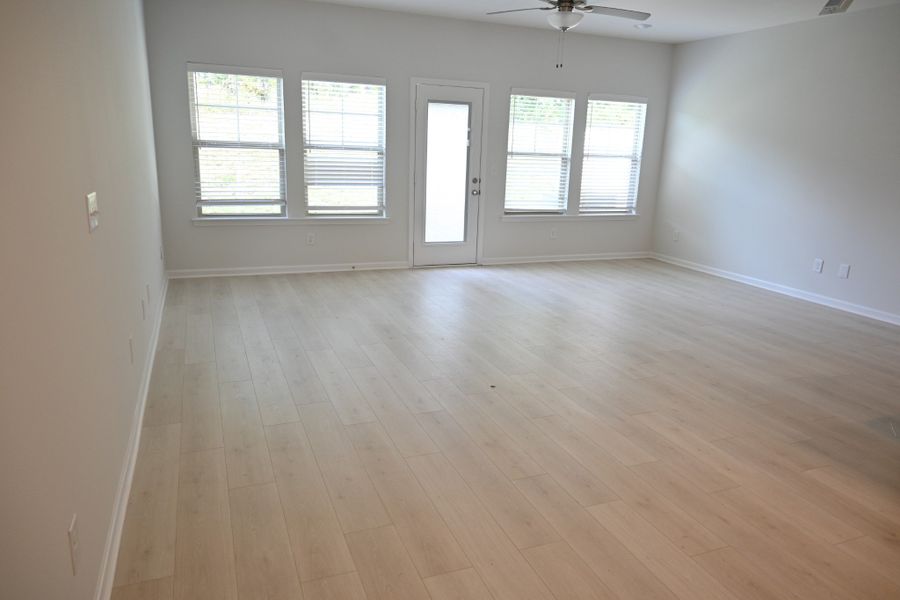 Spacious, unfurnished interior of a new home in Talia Trace, Smyrna (Image 13).