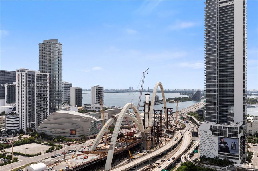 Condo located in Miami, FL showcasing its design and architecture (Image 3). Condo located in Miami, FL showcasing its design and architecture (Image 3).