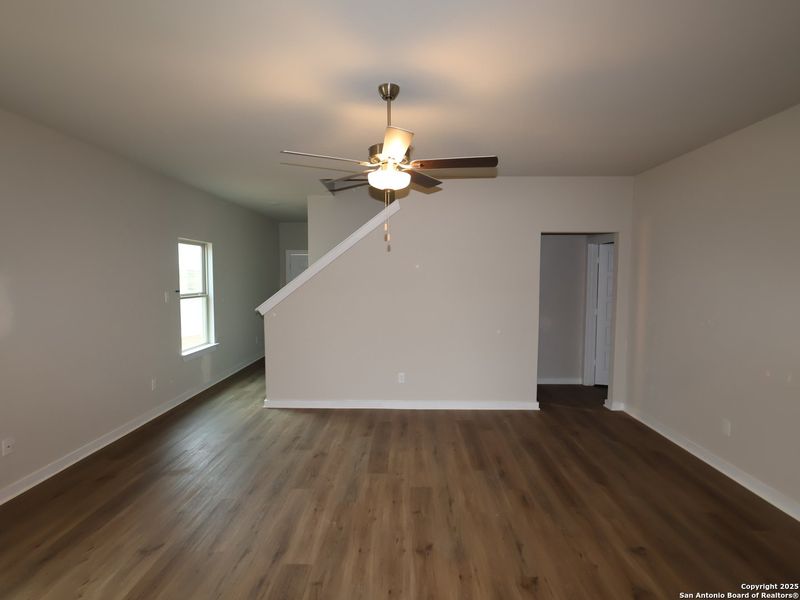Spacious, unfurnished interior of a new home in Winding Brook, San Antonio (Image 22). Spacious, unfurnished interior of a new home in Winding Brook, San Antonio (Image 22).
