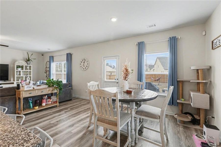 Furnished interior view inside a new home in , Villa Rica (Image 18).