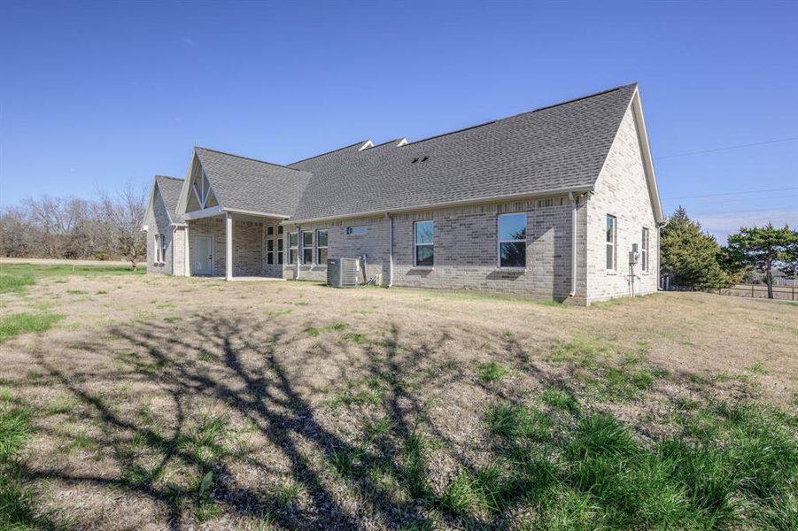 Exterior details and patio area of a home in , Farmersville (Image 28).
