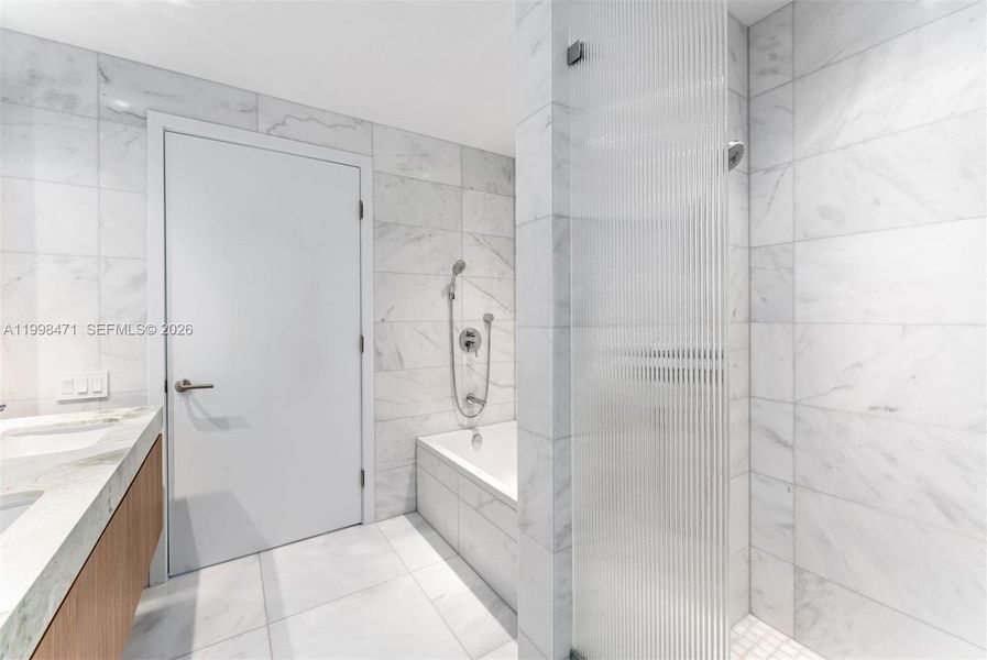 Furnished interior view inside a new home in , Miami Beach (Image 6).