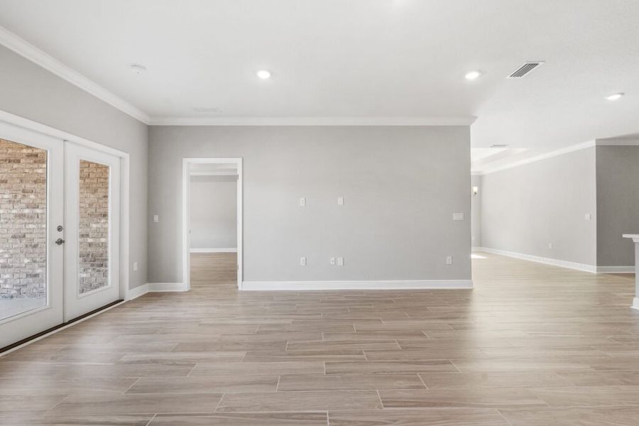 Spacious, unfurnished interior of a new home in Lake Merial, Panama City (Image 21). Spacious, unfurnished interior of a new home in Lake Merial, Panama City (Image 21).