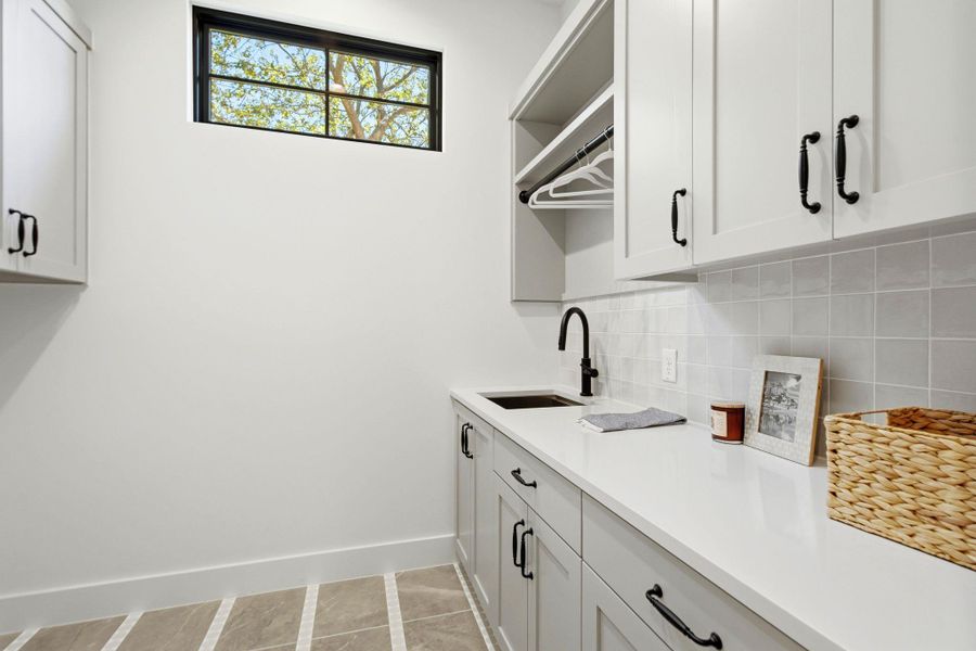 Furnished interior view inside a new home in , Austin (Image 10).