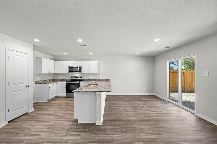 Furnished interior view inside a new home in Middlefield Village, Dallas (Image 8).