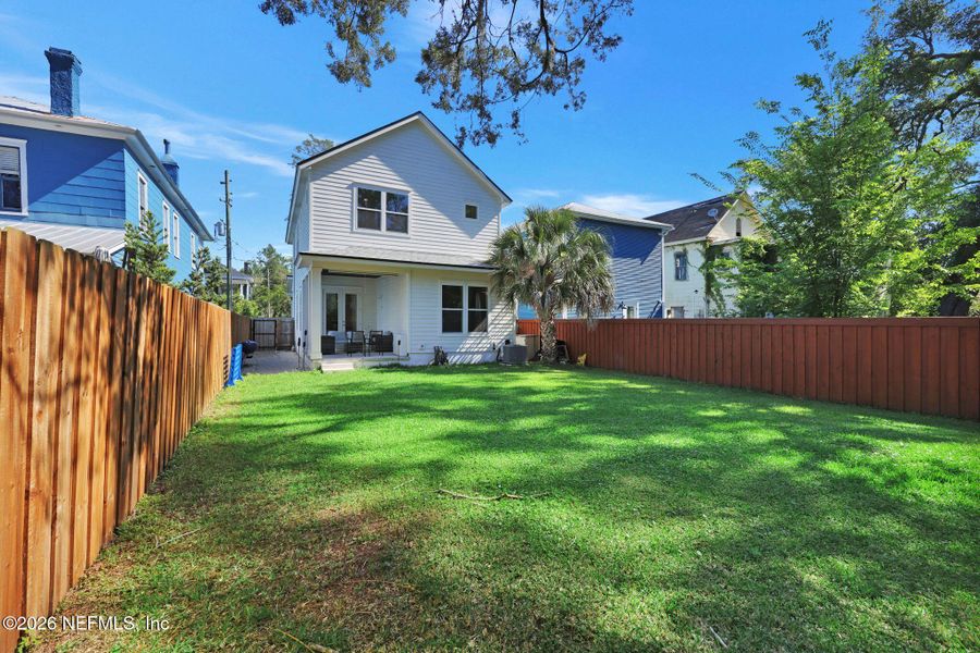 Exterior details and patio area of a home in , Jacksonville (Image 25).