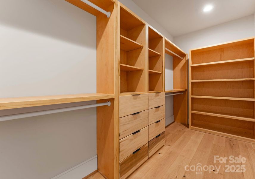 Image 45 of a home in .