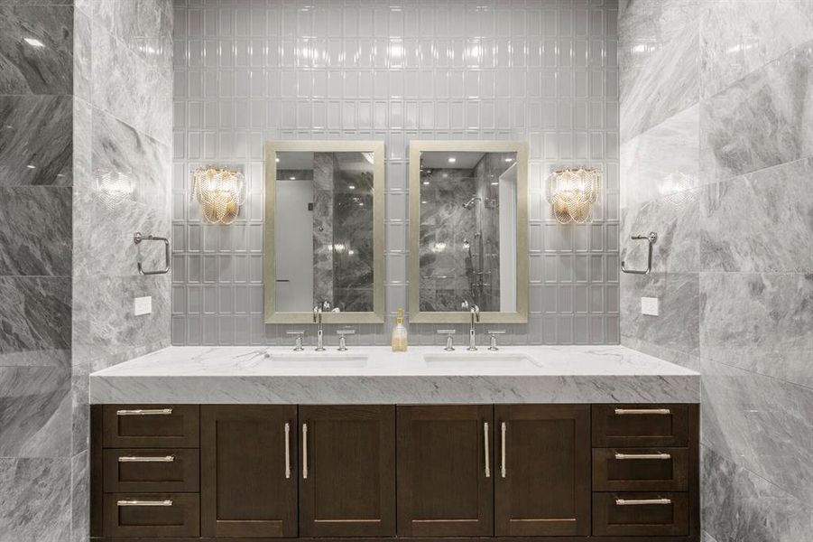 Furnished interior view inside a new home in , Tampa (Image 11).