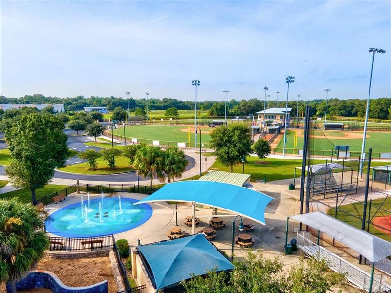 Community amenities in , North Port (Image 40).