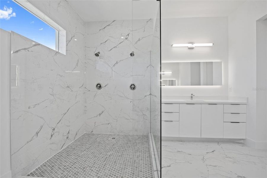 Image 38 of a home in .