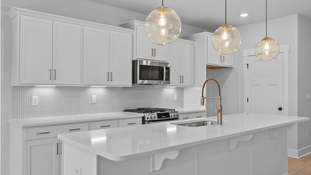 Furnished interior view inside a new home in Harrier Point, Woodruff (Image 10).