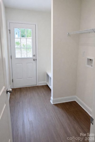 Spacious, unfurnished interior of a new home in , Salisbury (Image 27).