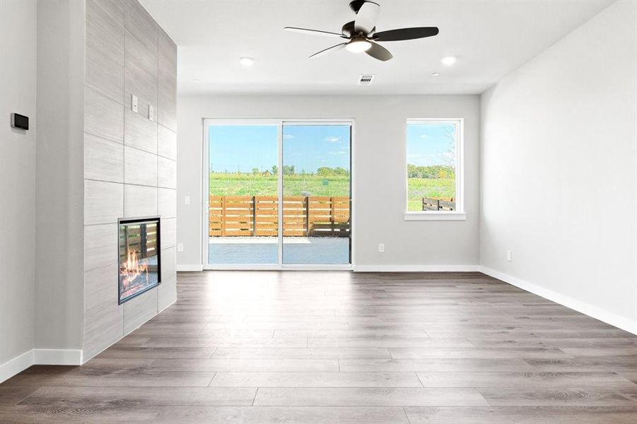 009-2020AldrichRoad-Celina-TX-75009-Living.jpg-SMALL 009-2020AldrichRoad-Celina-TX-75009-Living.jpg-SMALL