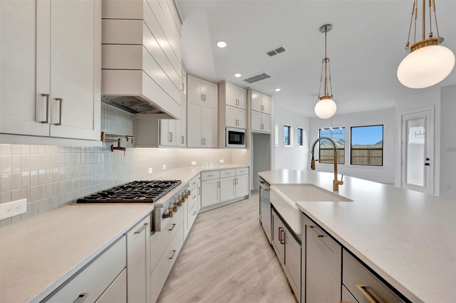 Furnished interior view inside a new home in The Meadows at Imperial Oaks, Conroe (Image 13). Furnished interior view inside a new home in The Meadows at Imperial Oaks, Conroe (Image 13).