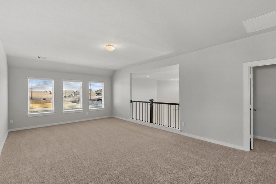 Spacious, unfurnished interior of a new home in Beacon Hill, Waller (Image 12).