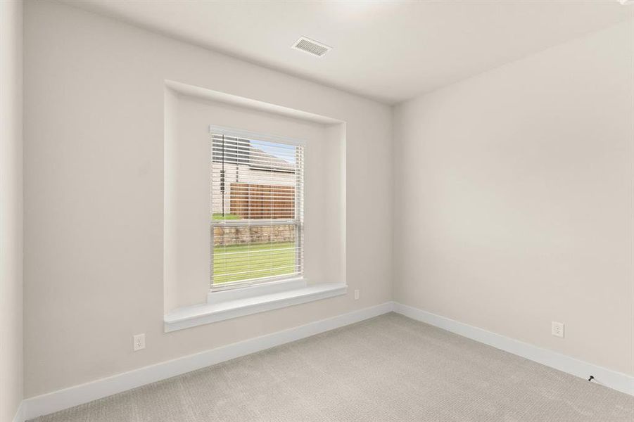 513 Pond Springs-Study-1