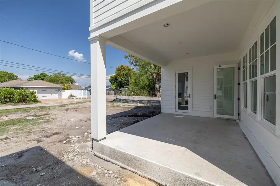Exterior details and patio area of a home in , St. Petersburg (Image 3).
