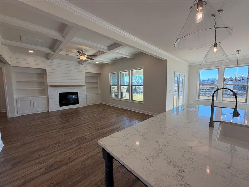 Spacious, unfurnished interior of a new home in , Jefferson (Image 28).