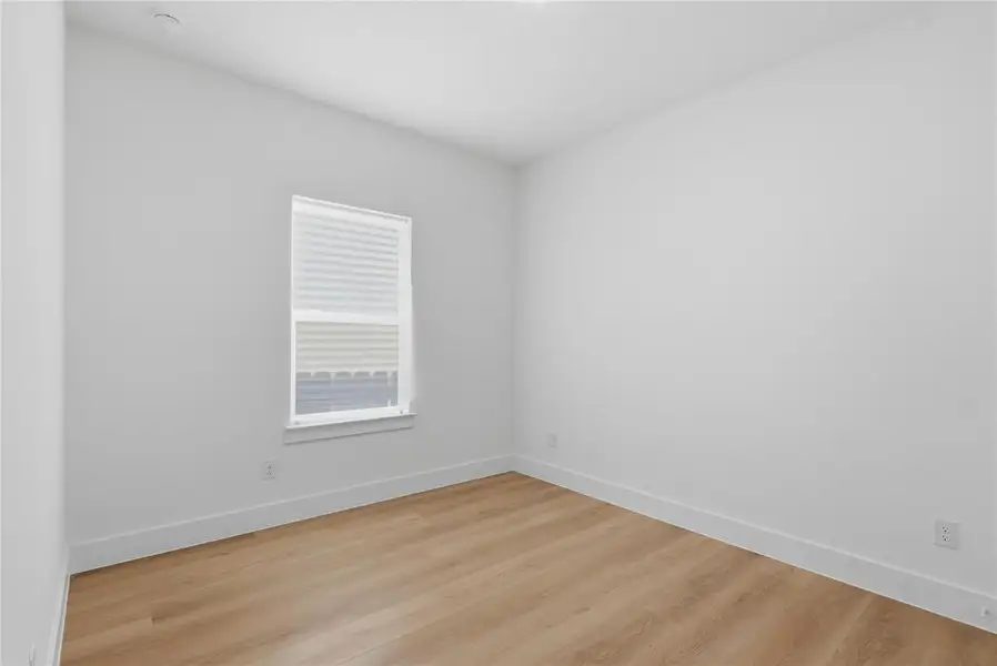 Spacious, unfurnished interior of a new home in , Dallas (Image 18). Spacious, unfurnished interior of a new home in , Dallas (Image 18).