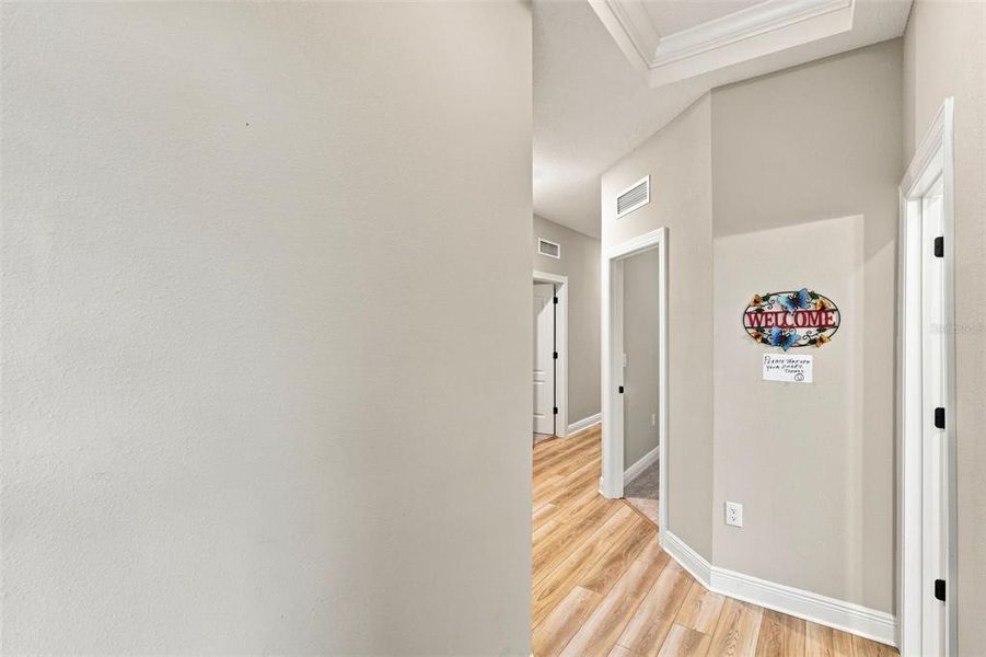 Spacious, unfurnished interior of a new home in Reunion Village, Kissimmee (Image 19).