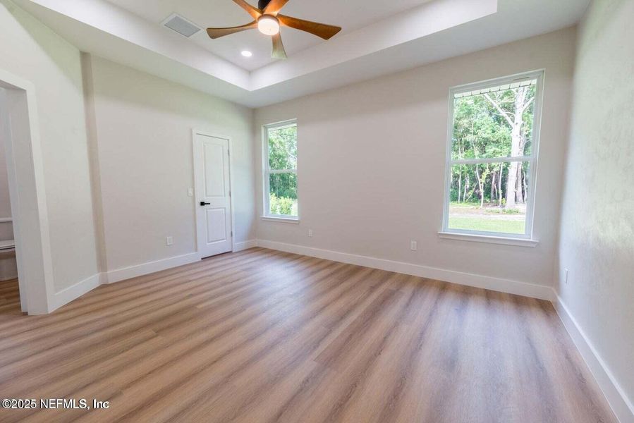 Spacious, unfurnished interior of a new home in , Starke (Image 19).