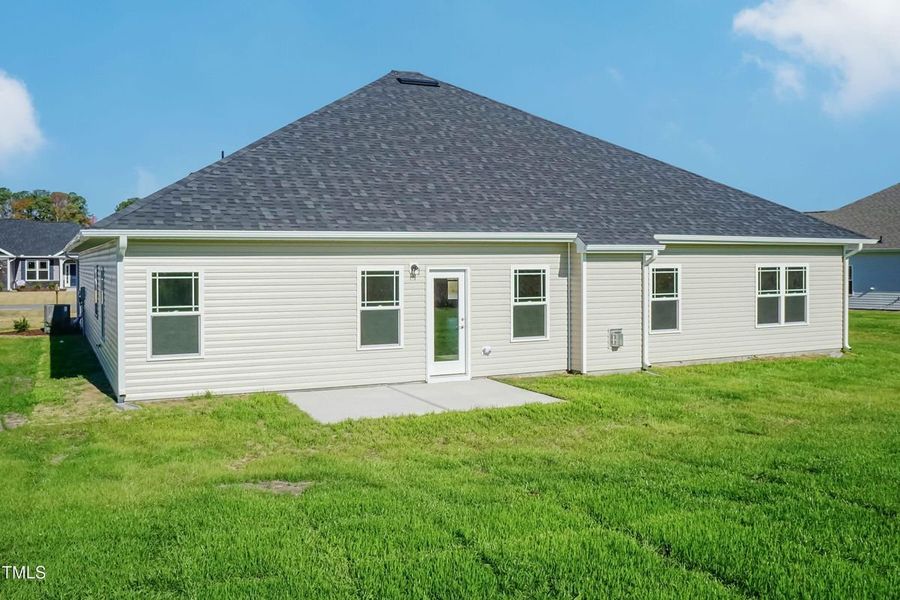 Representative exterior photo of a completed home built from the Plan 2906 by Adams Homes in McNeely Farms, Mount Ulla, NC (Image 22).