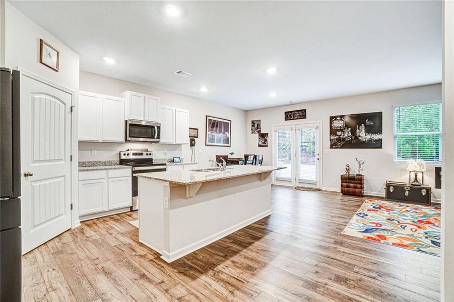 Furnished interior view inside a new home in , Dawsonville (Image 16).