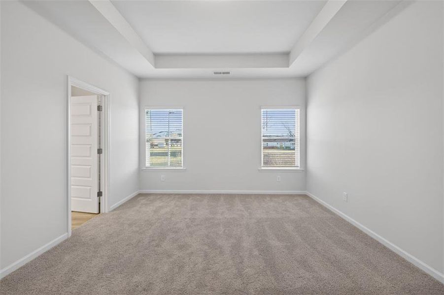 Spacious, unfurnished interior of a new home in Franklin Manor, Lawrenceville (Image 27).