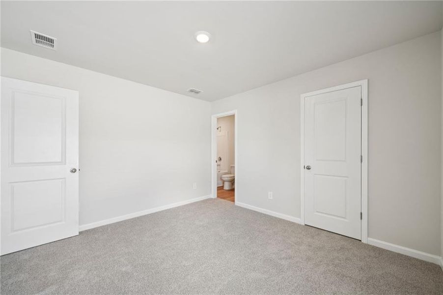 Spacious, unfurnished interior of a new home in Parkside at Grayson, Grayson (Image 18).