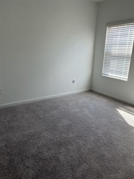 Spacious, unfurnished interior of a new home in Grand Park North, Dunnellon (Image 19).