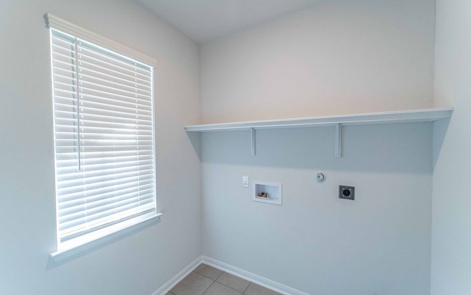 Spacious, unfurnished interior of a new home in Homestead, Schertz (Image 17).