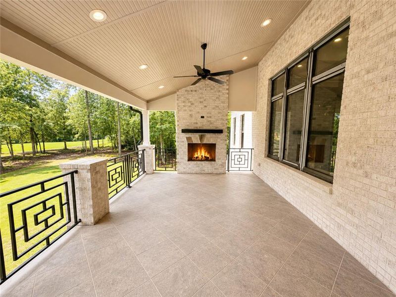 Exterior details and patio area of a home in , Alpharetta (Image 22).