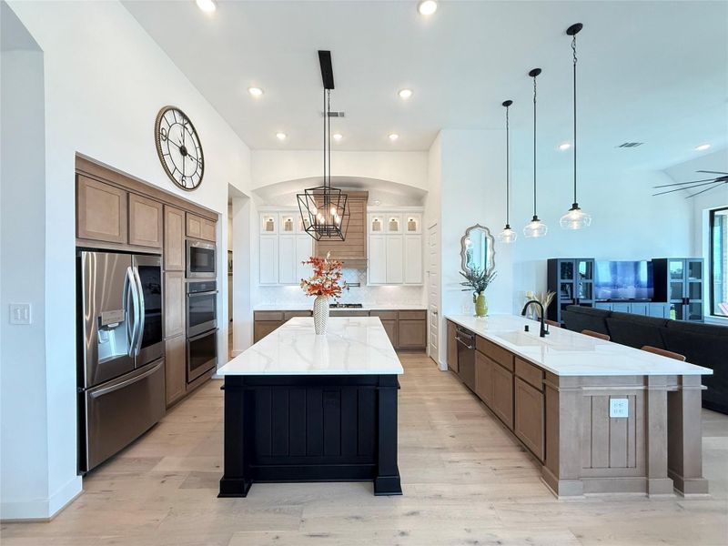 Furnished interior view inside a new home in Cross Creek West, Fulshear (Image 13).