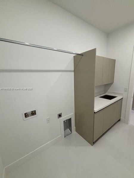 Image 12 of a home in . Image 12 of a home in .