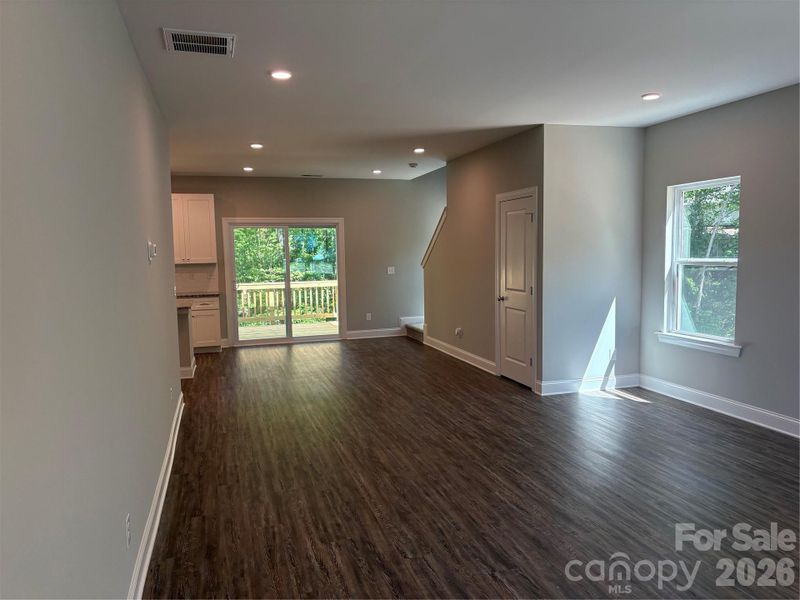 Spacious, unfurnished interior of a new home in , Gastonia (Image 20).