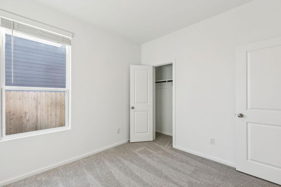Spacious, unfurnished interior of a new home in Montgomery Bend, Montgomery (Image 29).