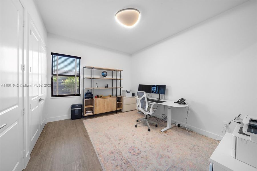 Furnished interior view inside a new home in , Miami (Image 34). Furnished interior view inside a new home in , Miami (Image 34).