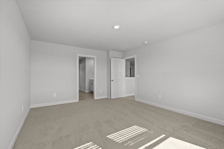 Spacious, unfurnished interior of a new home in Maxwell Commons, Easley (Image 28).