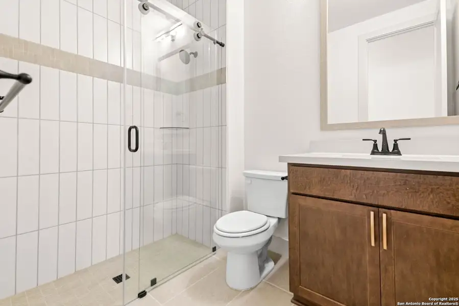 Image 33 of a home in Ventana - 70'.