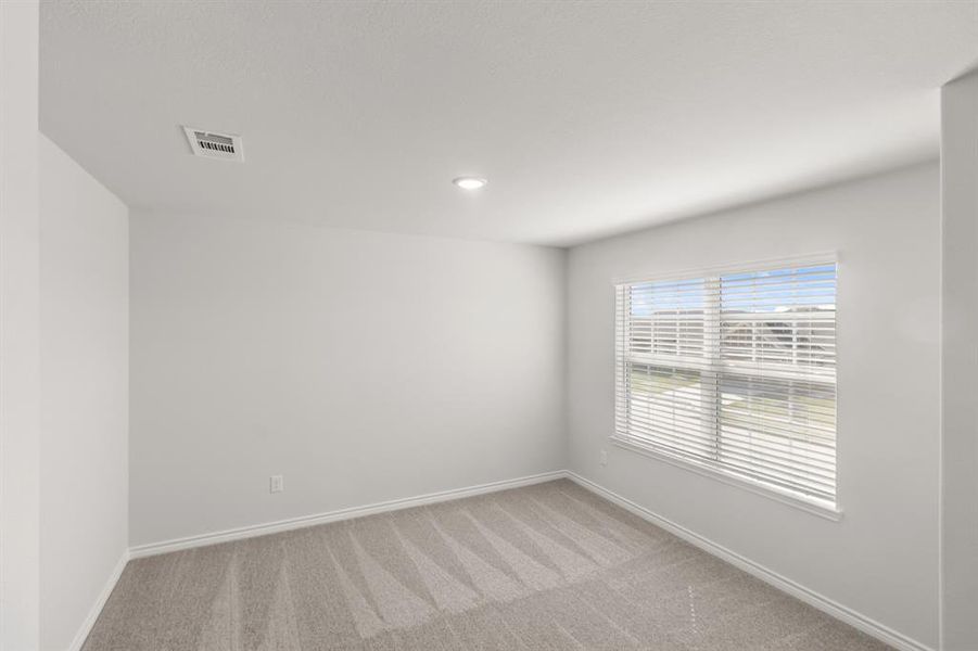 Spacious, unfurnished interior of a new home in Retreat at Fossil Creek, Fort Worth (Image 15).