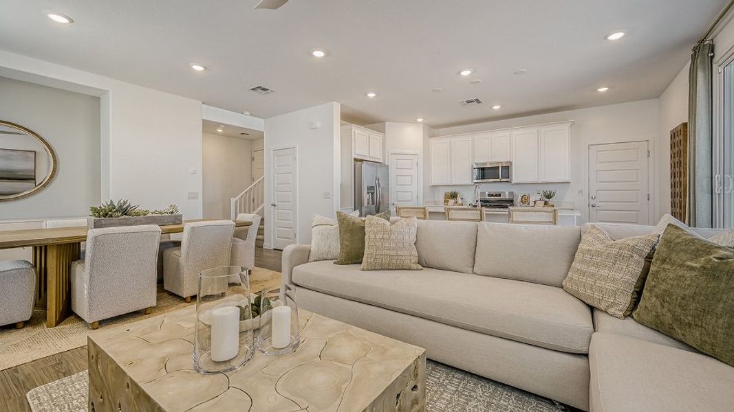 4519 Inspiration Blossom Rock Ventura Great 2of3 F1 Base1